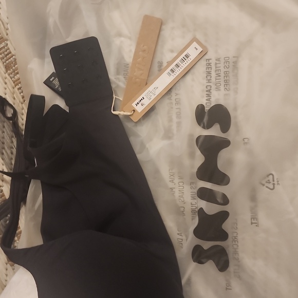 New Skims Nipple Bra - Picture 12 of 13